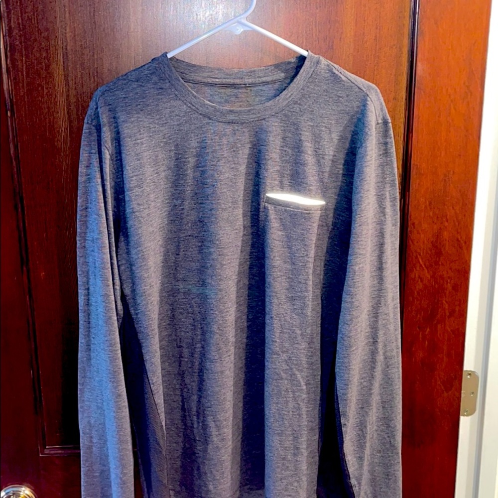 lululemon athletica Gray Long Sleeve Tee
